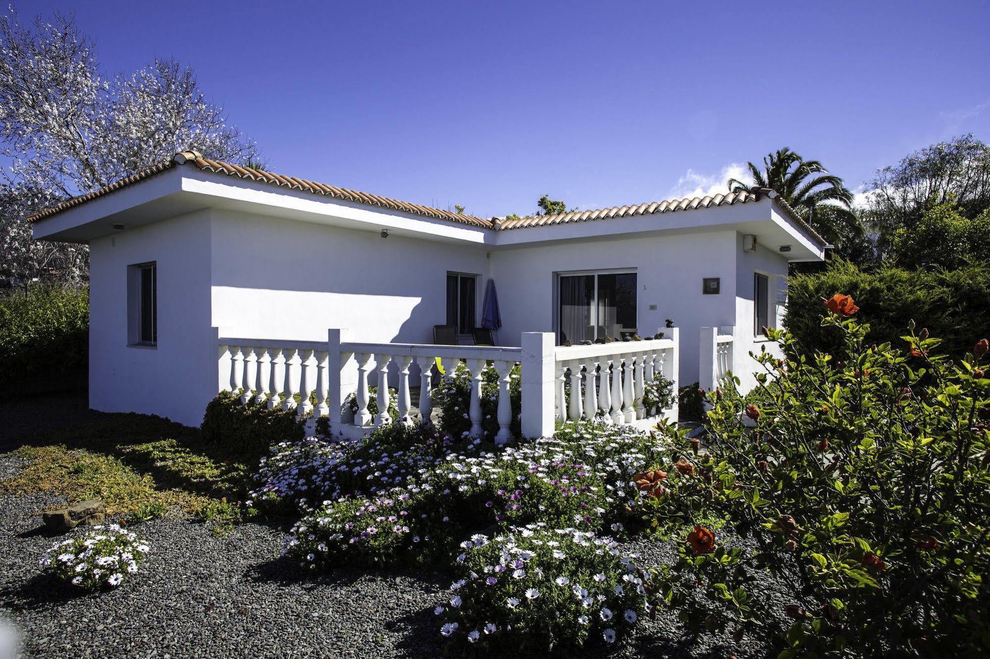 Los Guanches Bungalows El Paso Exterior photo