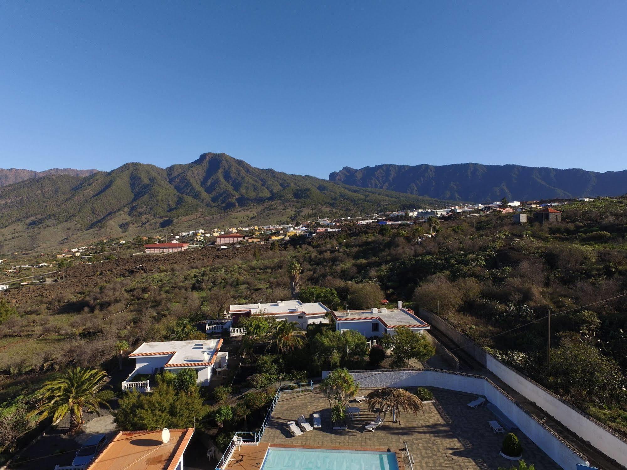 Los Guanches Bungalows El Paso Exterior photo